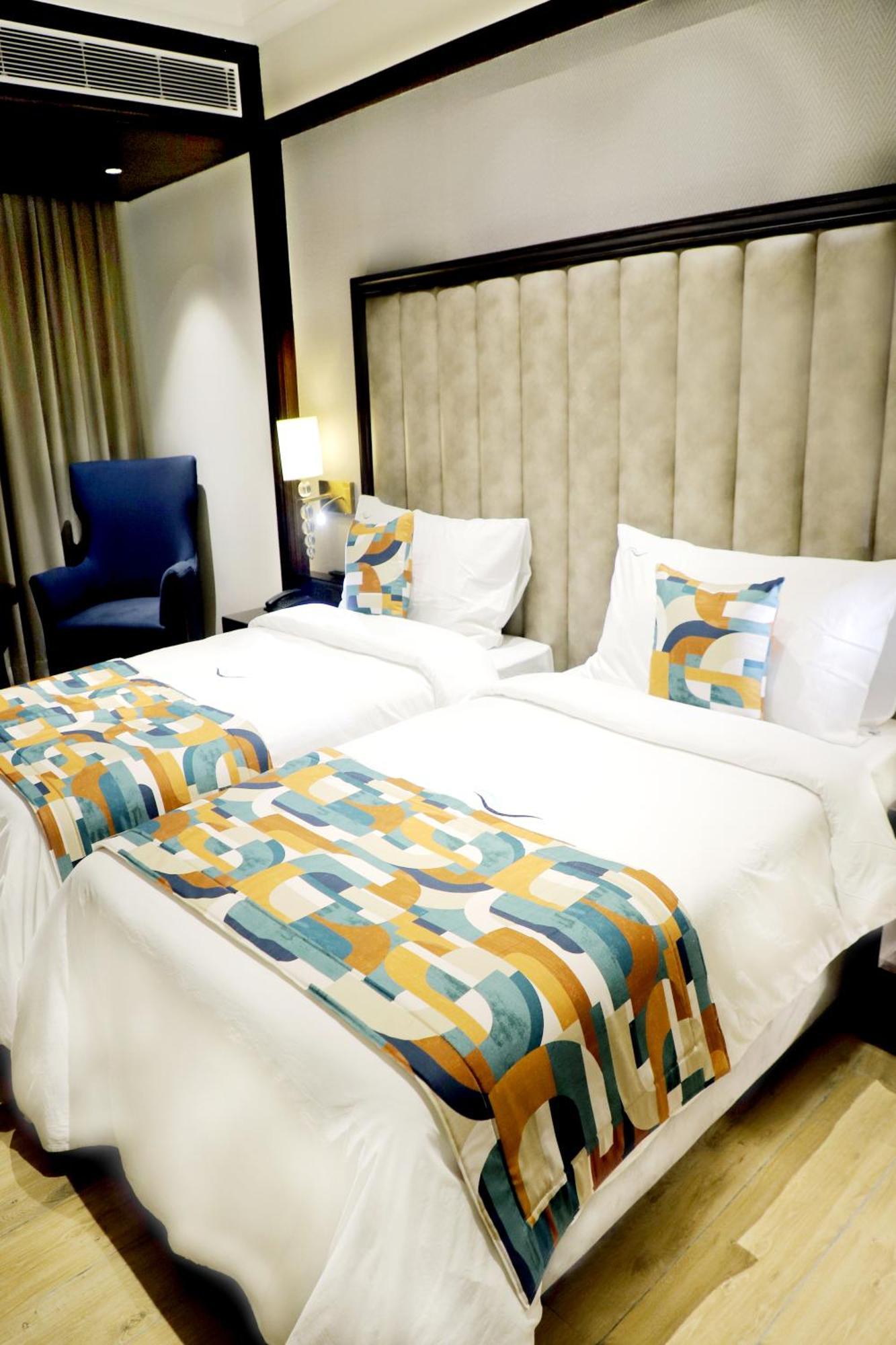Blusalzz Residence Amritsar Esterno foto