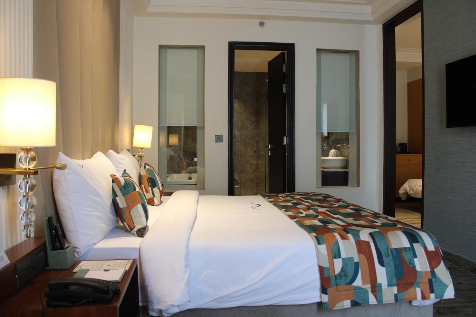 Blusalzz Residence Amritsar Esterno foto