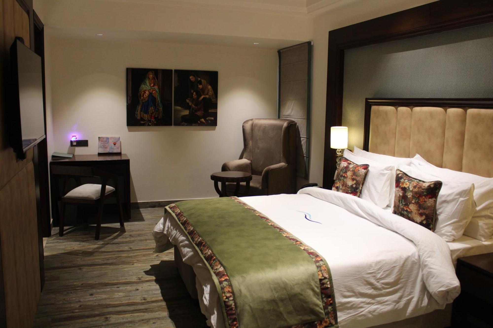 Blusalzz Residence Amritsar Esterno foto