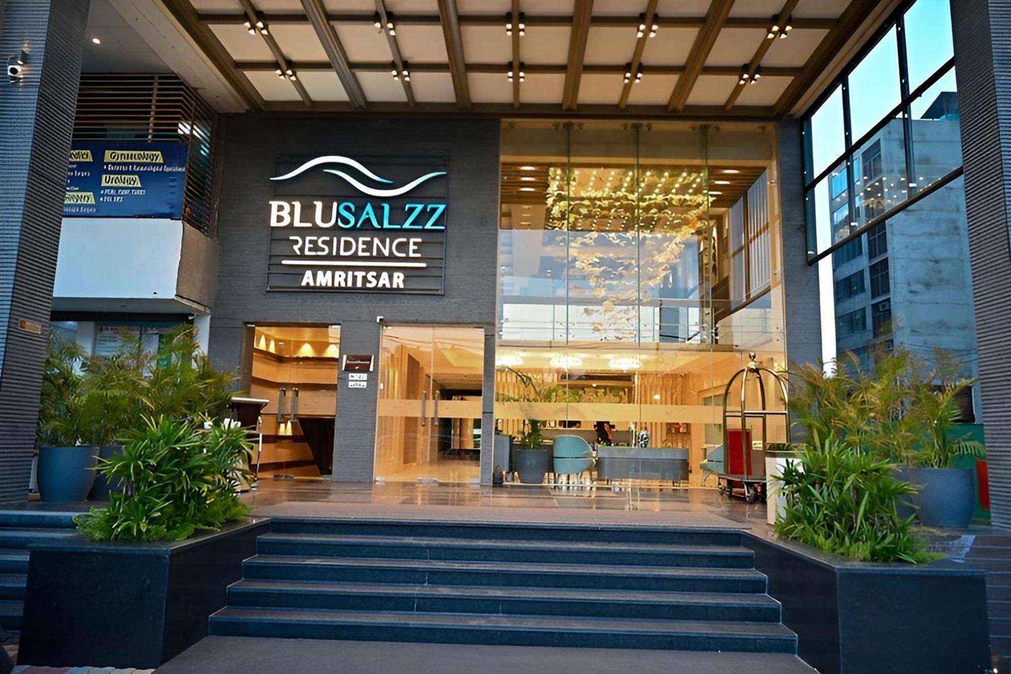 Blusalzz Residence Amritsar Esterno foto